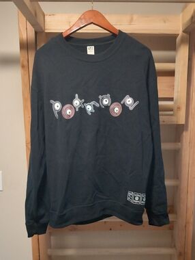 UNIQLO Men’s Black Graphic Sweatshirt - Pokémon Design